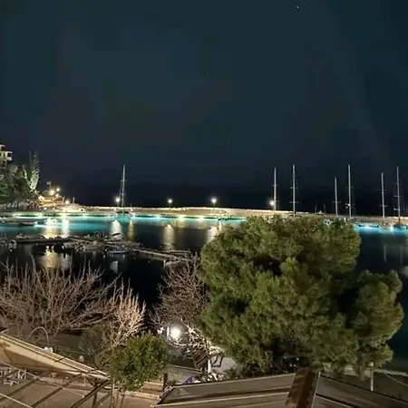 Glyfada Iii Parálion Ástros