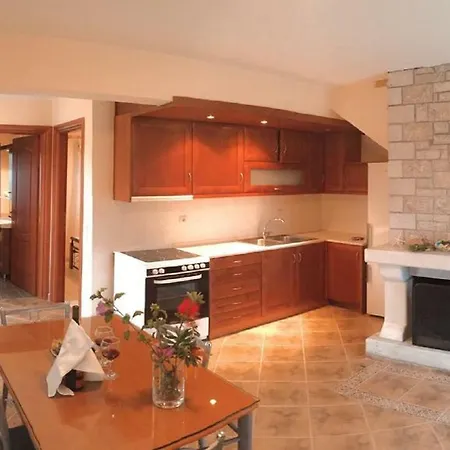 Glyfada Iii * Parálion Ástros