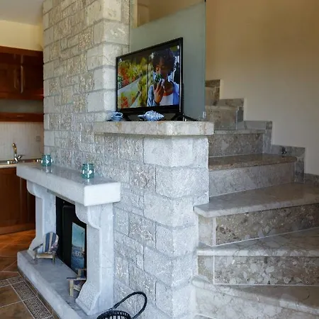 Glyfada Iii Parálion Ástros