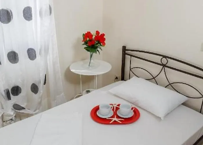 Glyfada Iii Ferienhaus *