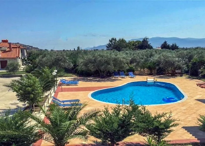 Glyfada Iii Parálion Ástros