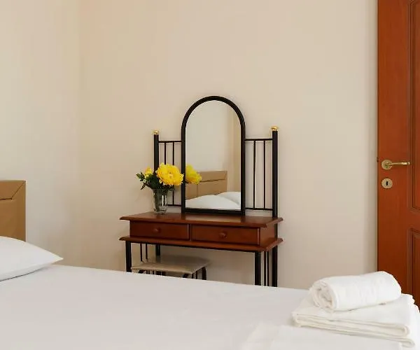 Glyfada Iii Ferienhaus *