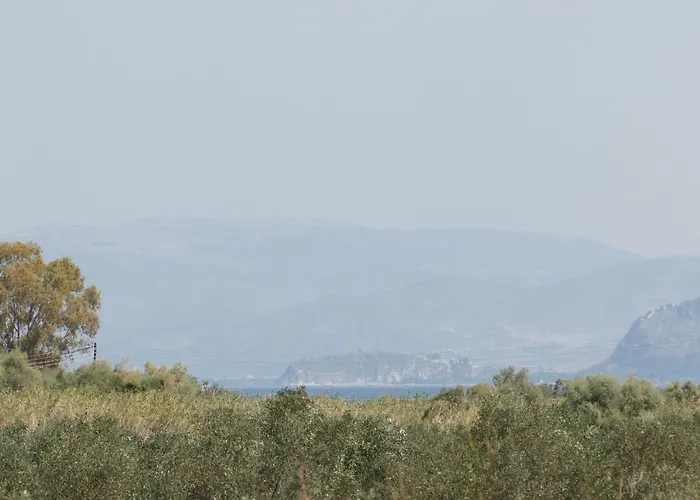 Glyfada Iii Parálion Ástros