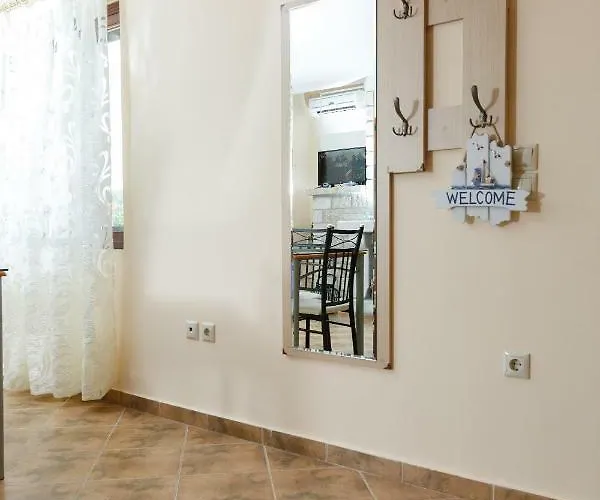 Glyfada Iii Ferienhaus